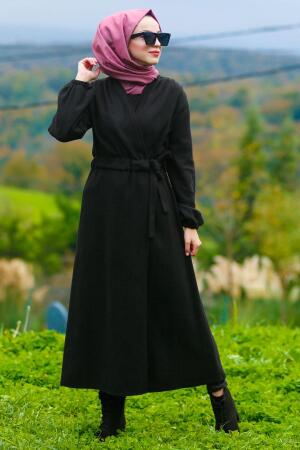 Nayla Collection - Kemerli Siyah Tesettür Kaşe Kap 5409S - Thumbnail