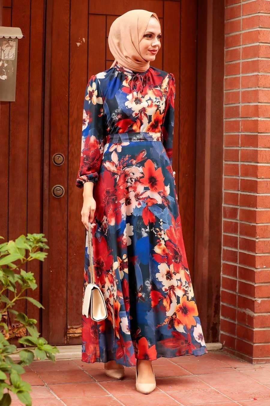 Neva Style - Çiçek Desenli Lacivert Tesettür Elbise 27925L