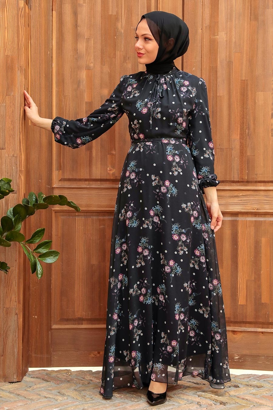 Neva Style - Çiçek Desenli Siyah Tesettür Elbise 279026S