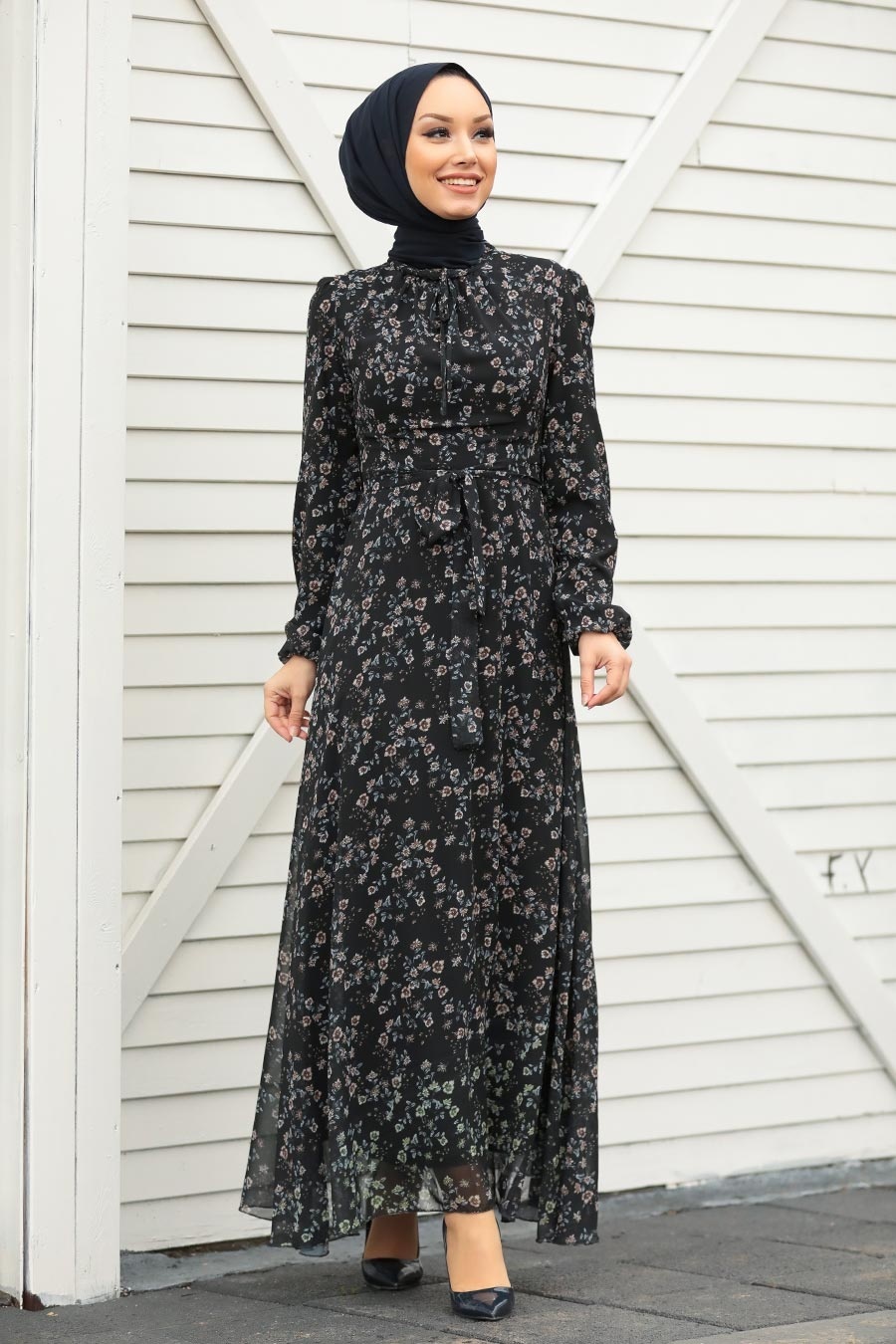 Neva Style - Çiçek Desenli Siyah Tesettür Elbise 27902S