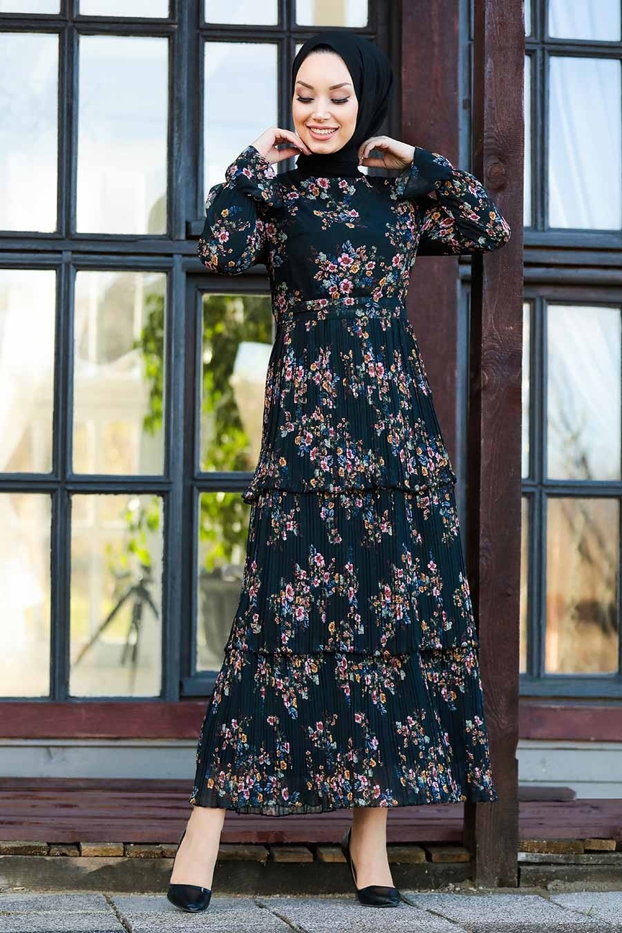 Neva Style - Çiçek Desenli Siyah Tesettür Elbise 8140S
