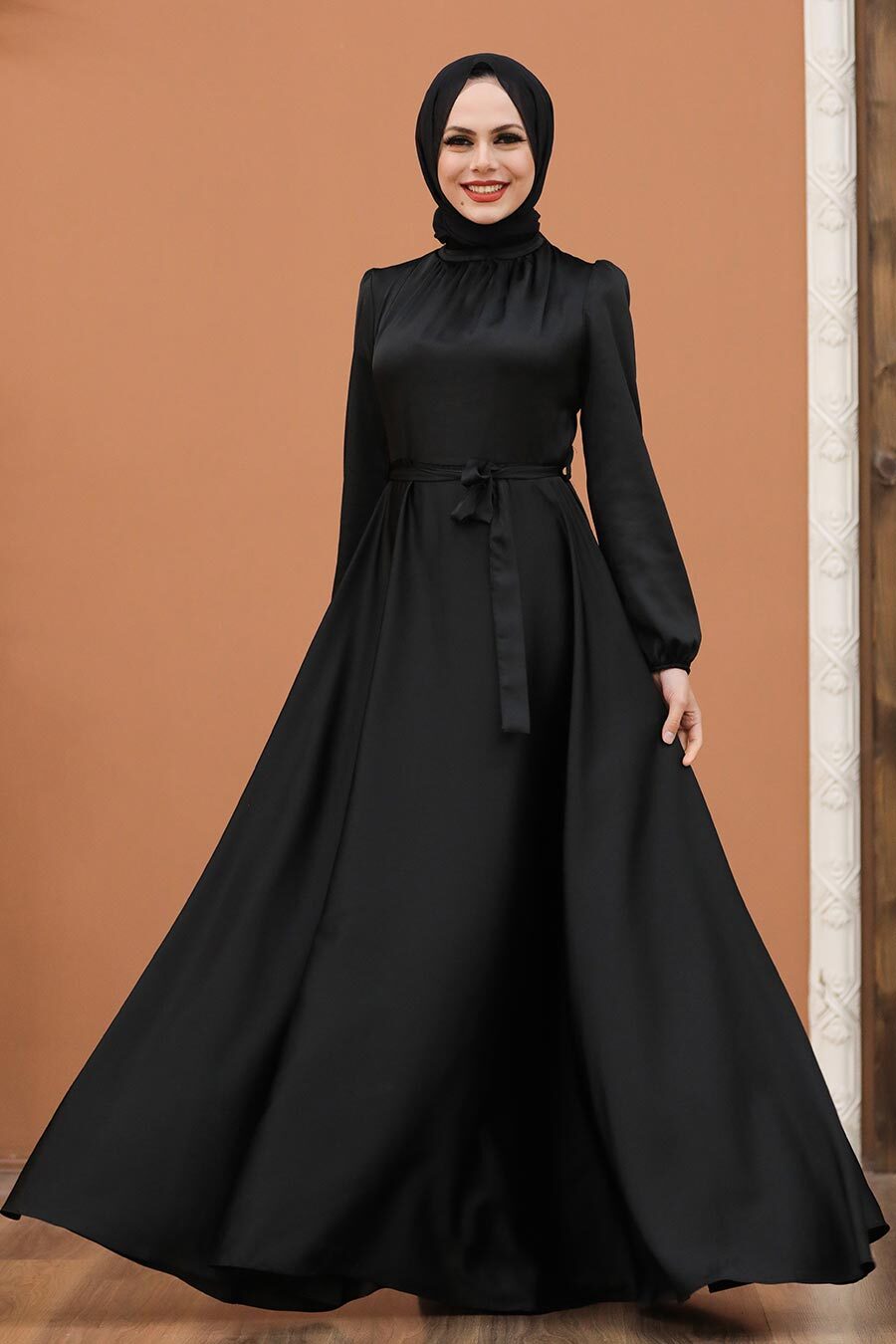 Tesettürlü Abiye Elbise - Balon Kol Siyah Tesettür Saten Abiye Elbise 25131S