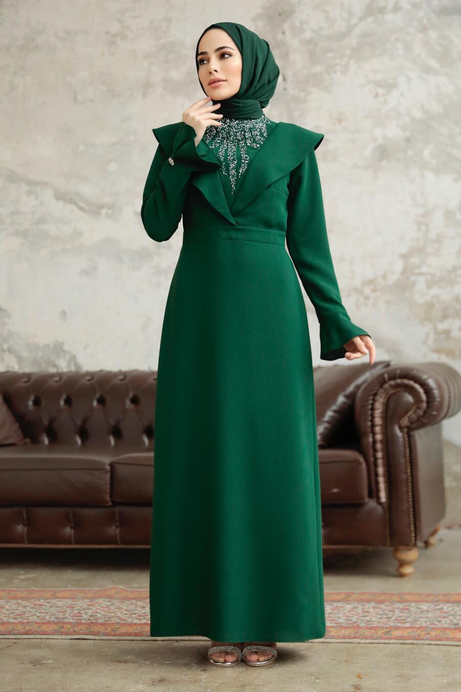Tesettürlü Abiye Elbise - Boncuk Detaylı Zümrüt Yeşili Tesettür Abiye Elbise 38091ZY