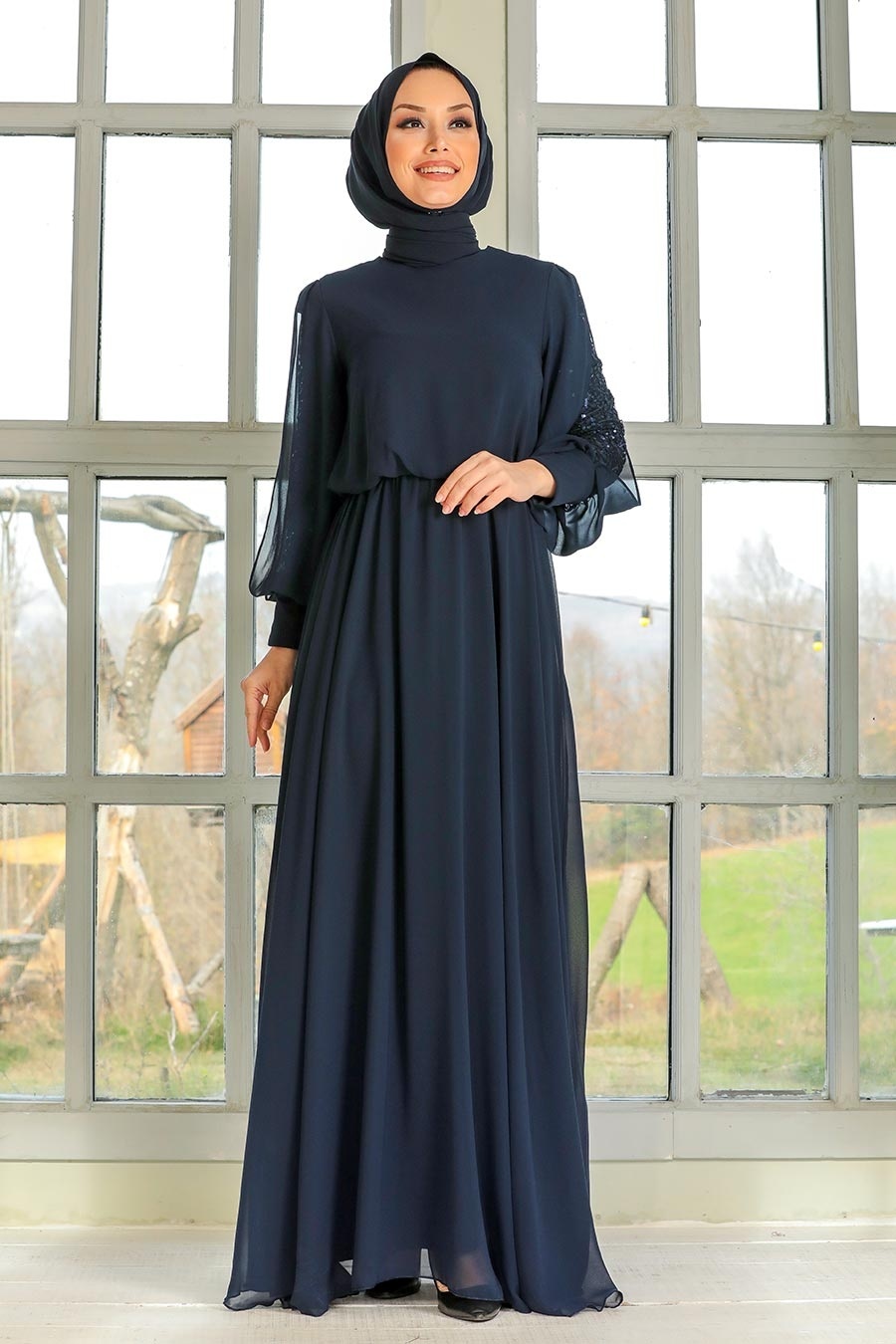Tesettürlü Abiye Elbise - Kolları Dantelli Lacivert Tesettür Abiye Elbise 54030L