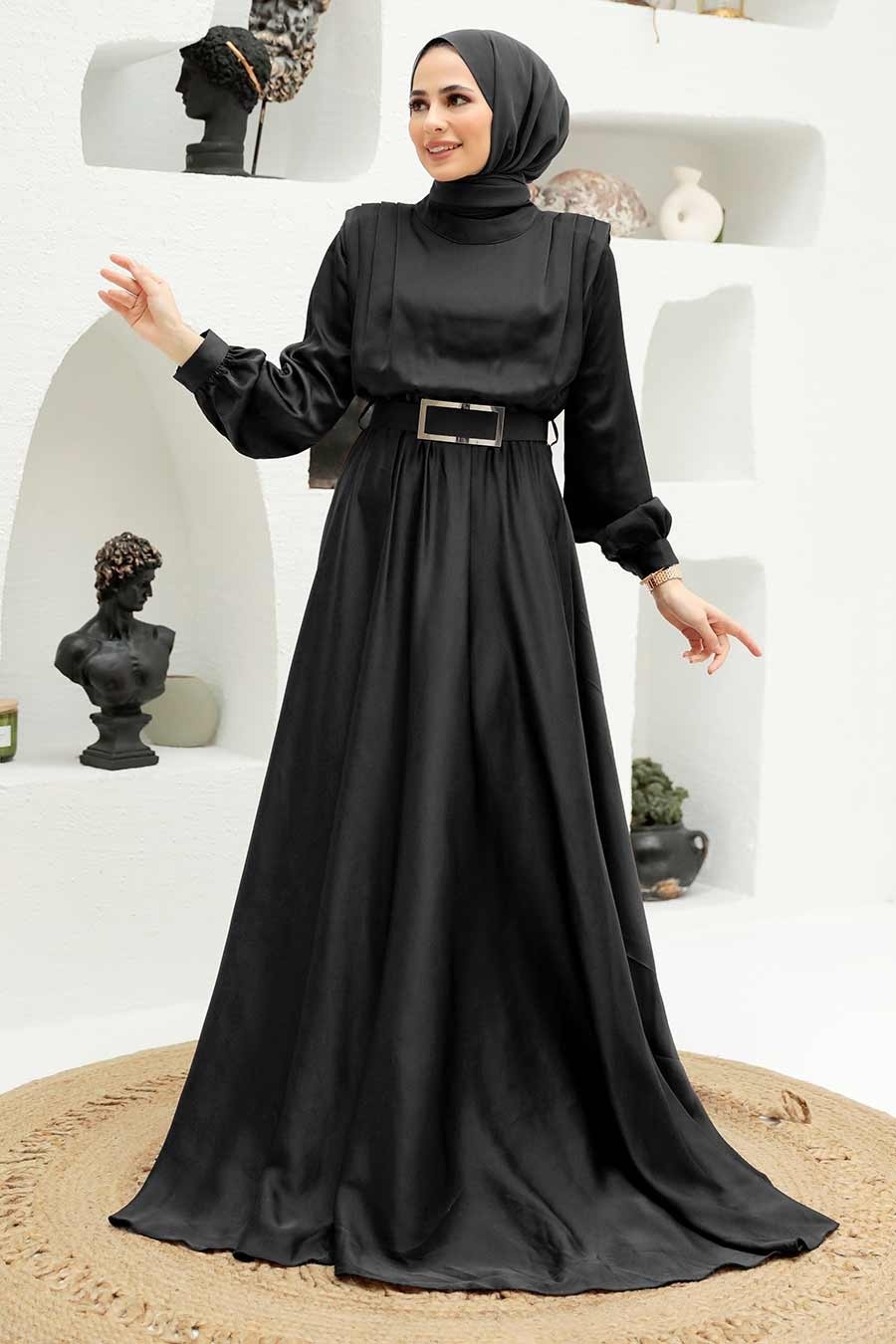 Tesettürlü Abiye Elbise - Tokalı Kemerli Saten Siyah Tesettür Abiye Elbise 3378S